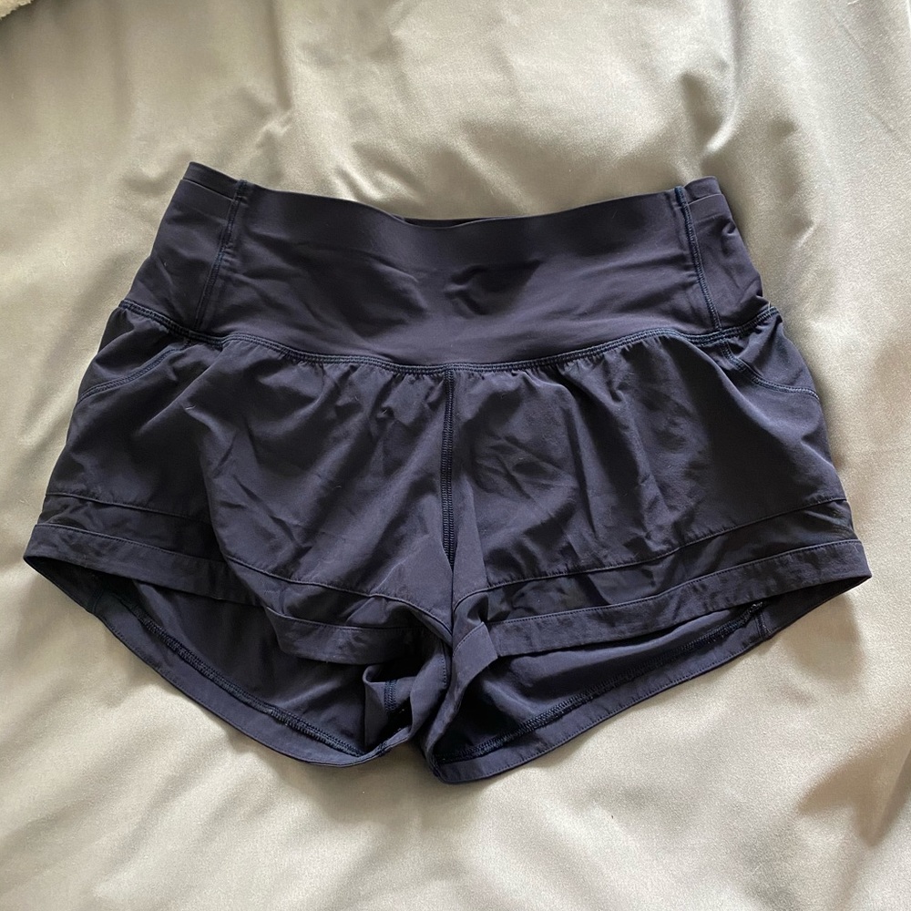 Lululemon shorts size 6!
